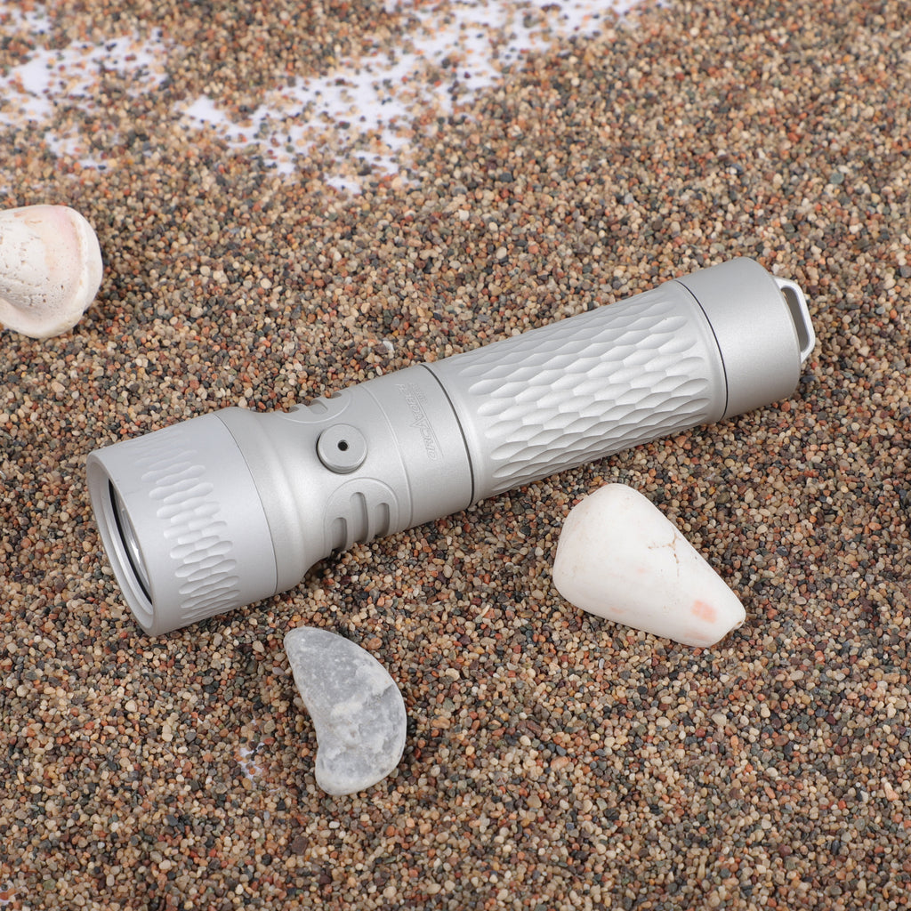 ORCA 7 Dive Light